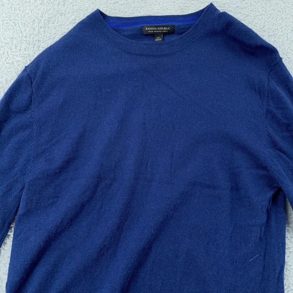 Banana Republic Sweater Mens Medium Blue 100%‎ Merino Wool Crewneck Lightweight